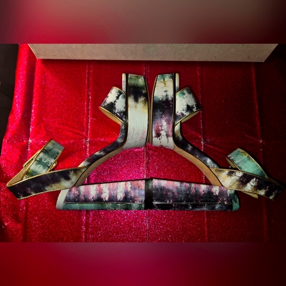 NIB Jimmy Choo Women's Jax Tie-Dye Platform Heels - Picture 5 of 15